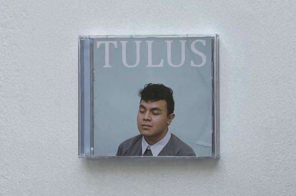 Lirik Lagu Satu Kali dan Chord Gitar - Tulus