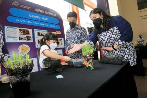 Foto-Foto Gempi Pamer Karya di Ajang STEAM Expo