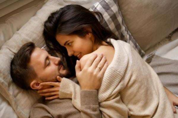6 Waktu Terbaik Berhubungan Seks Sesuai Umur, Usia 30 Tahunan Disarankan Lakukan Morning Sex