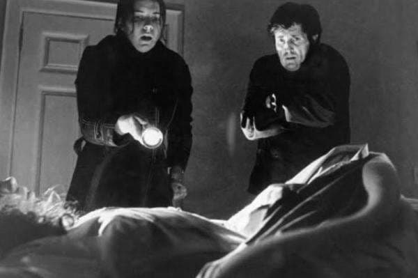 6 Film Horor Ini Dipercaya Penuh Kutukan, Pemain Utama The Exorcist Meninggal usai Syuting