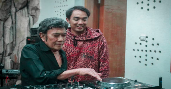 5 Lagu Dangdut Zaman Dulu Paling Populer, Nomor 3 Sempat Hits Lagi di TikTok