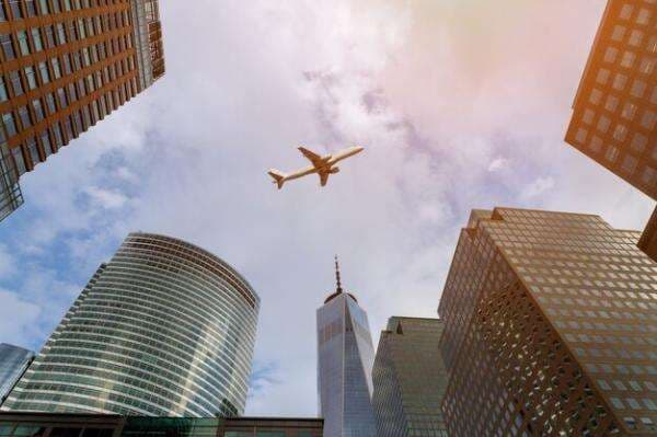 Penumpang Nakal Nonton Film Porno di Pesawat, Wanita Ini Panik Minta Tolong Pramugari