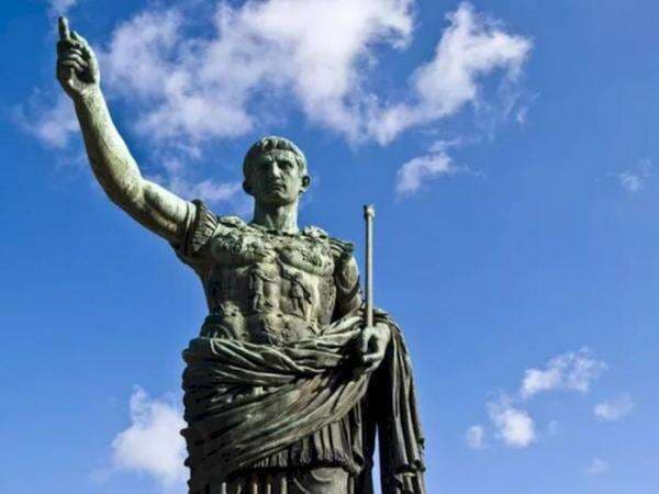 Kisah Kaisar Augustus, Pemimpin Romawi Kuno yang Ternyata Anak Adopsi dai Kaisar Julius