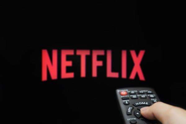 7 Film Horor Terbaik di Netflix dengan Cerita Menegangkan