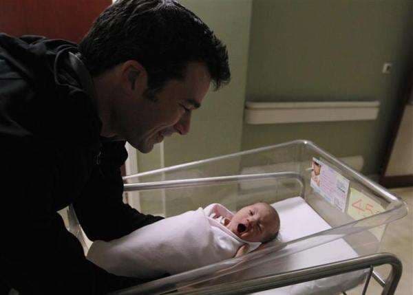 9 Arti Mimpi Melahirkan Bayi Perempuan