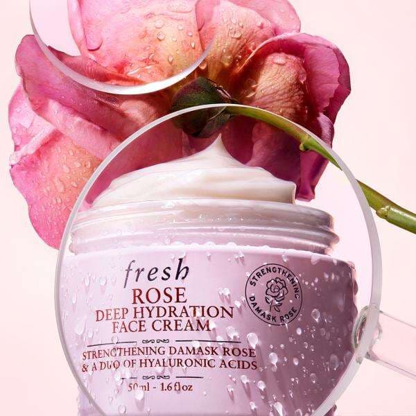 Kulit Terasa Dehidrasi di Usia 40-an? Tengok 5 Moisturizer yang Mengandung Rose!