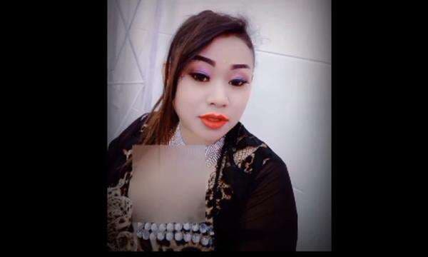 Viral Tante Lala Ngaku Lahir 1995, Netizen: Aku Tertampar Bolak-Balik Umurnya Mirip Jisoo BLACKPINK Viral Tante Lala Ngaku Lahir 1995, Netizen: Aku Tertampar Bolak-Balik Umurnya Mirip Jisoo BLACKPINK