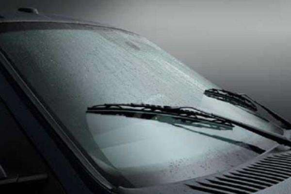 Kapan Waktu Ideal Ganti Wiper Mobil? Ini Tanda-tandanya!