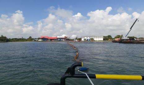 Satu Titik Rembesan Masih Terjadi, Pencemaran di Pantai Balongan, Pertamina Siap Tanggung Jawab
