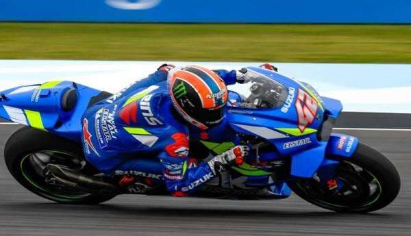 Momen Unik MotoGP Mandalika 2022, Alex Rins Bonceng Marshal Balapan
