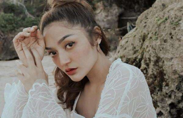 Siti Badriah Panik Pertama Kali Gendong Bayi, Krisjiana: Anaknya Nangis, Dianya Juga