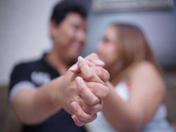 Lebih Memuaskan, 3 Fakta Pria Gendut Disukai Wanita Di Ranjang