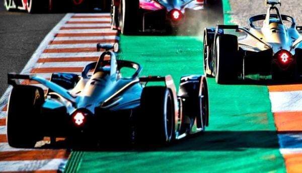 Pawang Hujan Mandalika Jadi Sorotan, Eh PKS Minta Formula E Gunakan...