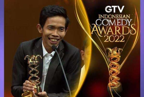 Selamat! Dede Sunandar Raih Penghargaan Komedian Target Terfavorit Indonesian Comedy Awards 2022