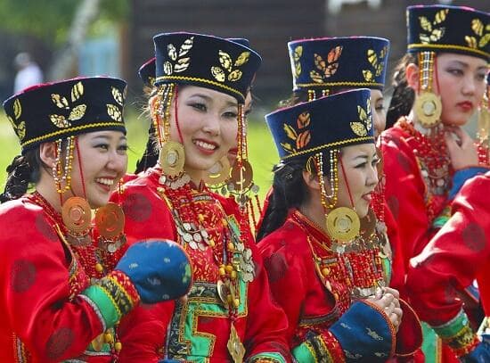 Suku-suku yang Ada di Rusia, Nomor 4 Mayoritas Beragama Islam Suku-suku yang Ada di Rusia, Nomor 4 Mayoritas Beragama Islam