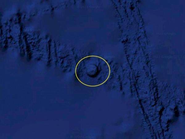 Misteri Bentuk Lingkaran di Bawah Laut dalam Gambar Google Earth Diduga Alien, Benarkah?