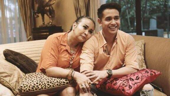 Hypersex Hingga Pernah Lakukan Threesome, Jennifer Jill Bongkar Fantasi Liarnya: di Ranjang Gue Jadi Pelacur