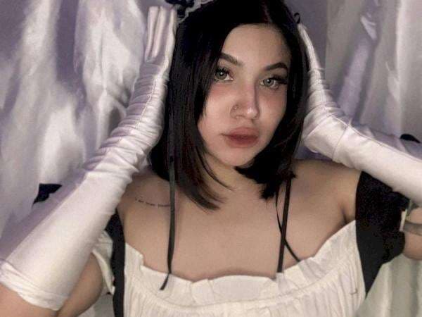 Sosok Dea OnlyFans, Selebgram Seksi yang Ditangkap Terkait Dugaan Konten Syur