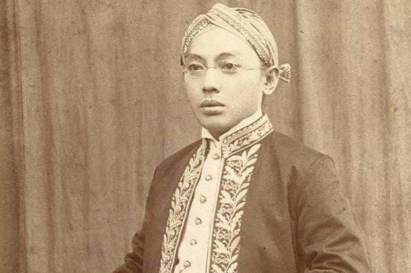 Urutan Gelar Bangsawan Jawa dan Artinya Lengkap