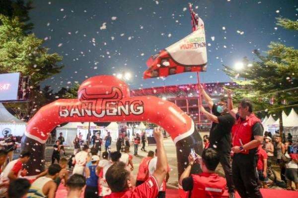 Night Run PDIP Berlangsung Meriah di GBK, Ratusan Pelari Sportif