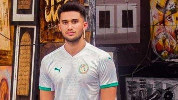 5 Potret Sabda Ahessa, Brondong Ganteng Penakluk Hati Wulan Guritno