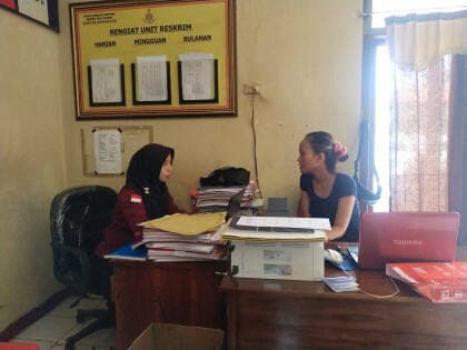 Dianiaya Suami karena Marah Ditegur saat Karaokean, Ibu Muda Lapor Polisi