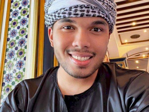 Pulang Umrah Bareng Fuji, Thariq Halilintar Mimisan di Rumah H Faisal Pulang Umrah Bareng Fuji, Thariq Halilintar Mimisan di Rumah H Faisal