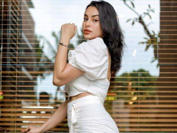 Nora Alexandra Buka Prahara Hubungan dengan Jerinx: Tinggal Beberapa Bulan Lagi, Kuatlah