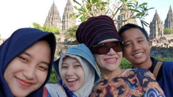 Jadi Rebutan Keluarga dan Anak Angkat, Inikah Harta Warisan Peninggal Dorce Gamalama? Jadi Rebutan Keluarga dan Anak Angkat, Inikah Harta Warisan Peninggal Dorce Gamalama?