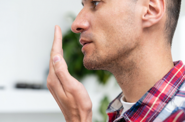 Inilah Pemicu Kenapa Bibir Anda Kesemutan