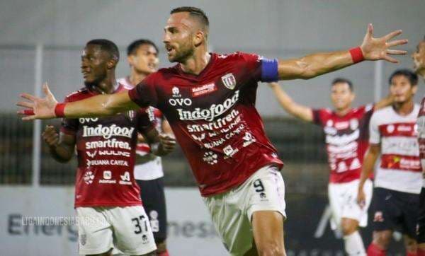 Daftar Peraih Trofi Individu di Liga 1 2021-2022: Siapa Pemain Terbaik?