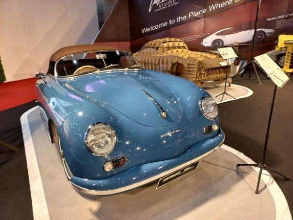 Studio Restorasi Mobil Klasik Langganan Crazy Rich Priok Hadir di IIMS 2022