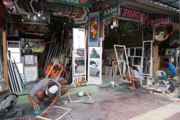 Sentra Pigura Sagan, Bingkai Kenangan di Tikungan Jalan yang Berharap Pada Ramadan