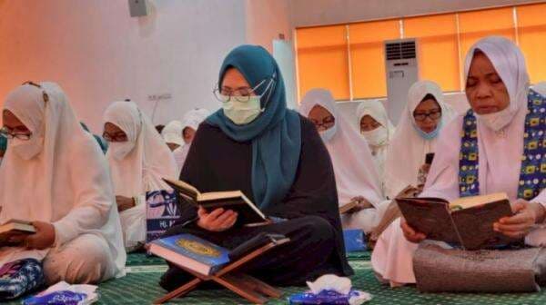 PKK, BKMT, dan Lazismu Parepare Kolaborasi Gelar Marotibul Qiroah, Khatam Al-Qur`an Kurang dari 30 Menit