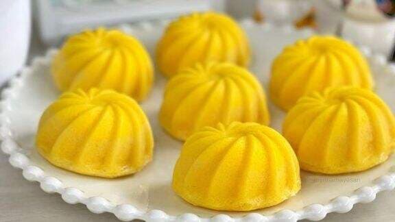 Resep Bolu Kukus Madu, Rasanya Bikin Si Kecil Kalap Makan Resep Bolu Kukus Madu, Rasanya Bikin Si Kecil Kalap Makan