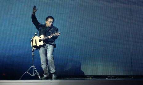 Lirik Lagu Galang Rambu Anarki dan Cerita di Balik Kebahagiaan Iwan Fals