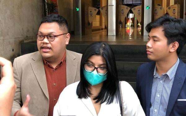 Komedian M Beli 76 Video Porno Gusti Ayu Dewanti, Jadi Tersangka?