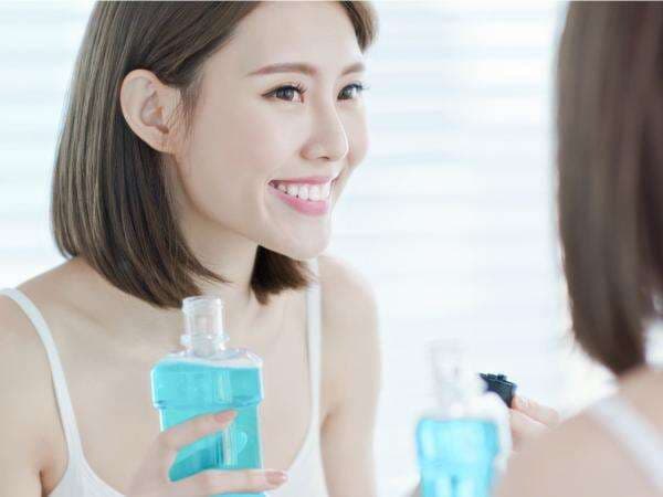 Jaga Napas Tetap Segar Saat Puasa, Ini Rekomendasi Produk Obat Kumur yang Menarik Dicoba