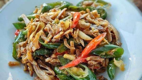 Resep Tumis Teri Cabai untuk Menu Sahur, Makan Makin Lahap!