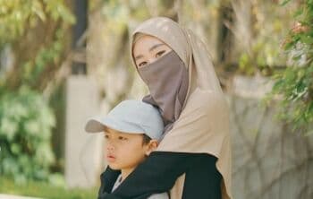 Sempat Sulit Berbicara, Larissa Chou Bagikan Video Perkembangan Yusuf Sempat Sulit Berbicara, Larissa Chou Bagikan Video Perkembangan Yusuf