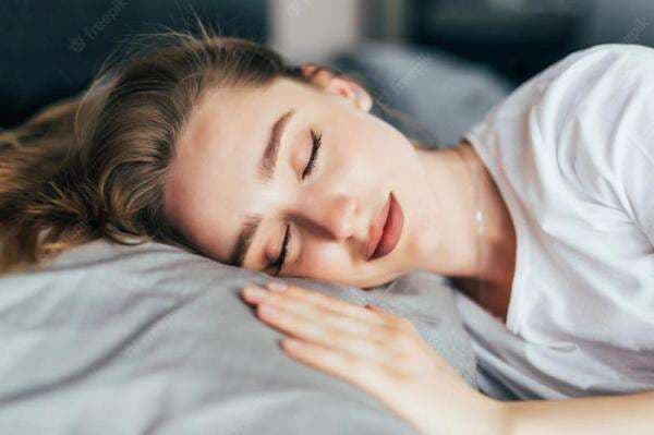 5 Arti Mimpi Bersetubuh dengan Suami Sendiri Menurut Primbon Jawa, Pertanda Baik atau Buruk?