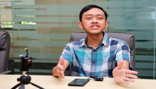 Mahasiswa Difabel Ini Diterima Prodi Elektro Unpad, Bermimpi Ciptakan Mobil Terbang