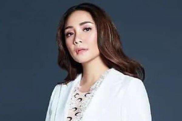 Nagita Slavina Pakai Dress Rp12 Juta saat Masak Sahur di Rumah Aurel, Netizen Syok