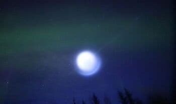 Ilmuwan Pecahkan Misteri Fenomena Bola Bercahaya Biru di Langit Alaska