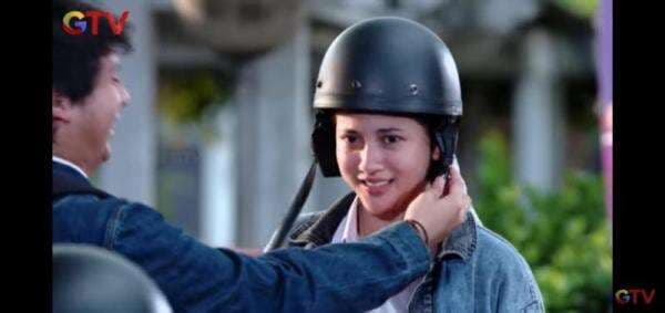 Konflik IPA & IPS Terselamatkan oleh Kisah Cinta Rifki dan Michelle