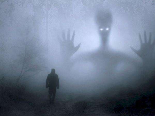 3 Kejadian Mistis yang Tetap Terjadi Saat Ramadhan, Bukannya Setan Sudah Dikurung?