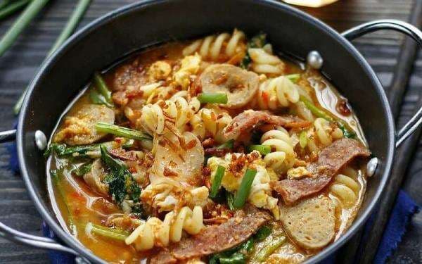 Cara Membuat Seblak Mie Pedas Bikin Nagih, Bisa Pakai Mie Instan