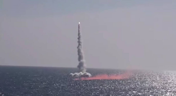 Kapal Selam Russia Uji Tembak Misil Jelajah di Laut Jepang