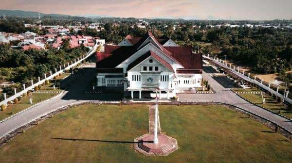 DPRD Kendari Dukung Pembangunan Mega Industri dengan Syarat