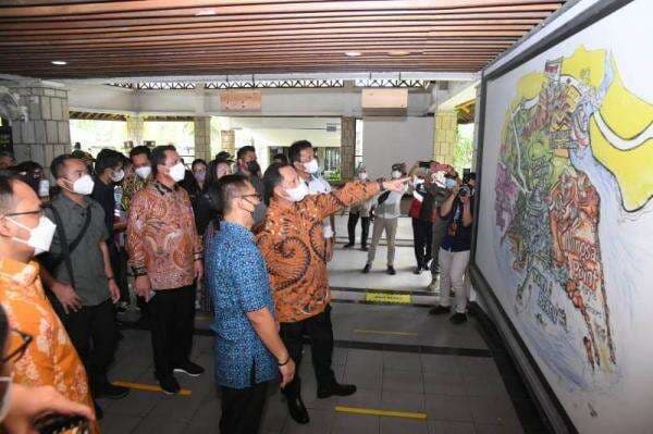 Ketemu Wisman Singapura di Pelabuhan Nongsa Pura, Mendagri Senang